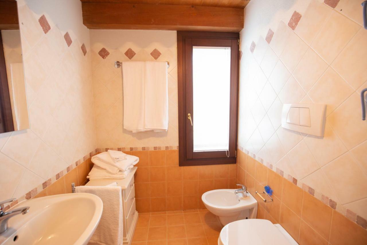 ALLOGGI G e G Borso del Grappa Exterior foto